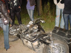 авария мотоциклиста и трактора